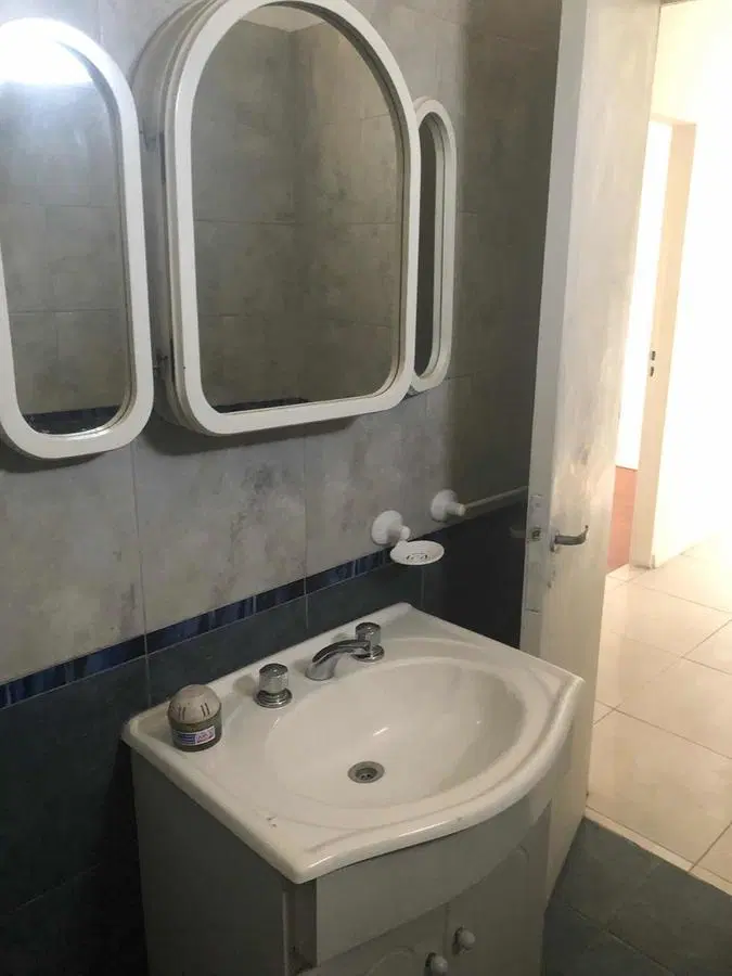 Departamento en venta - 2 dormitorios 1 baño - 80 mts2 - Wilde 5