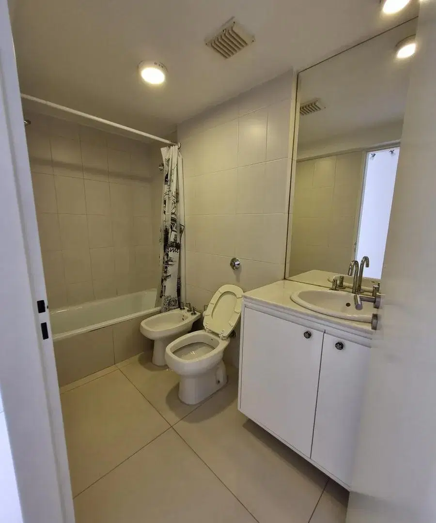 Departamento en alquiler - 2 Dormitorios 2 Baños - Villa Urquiza 3