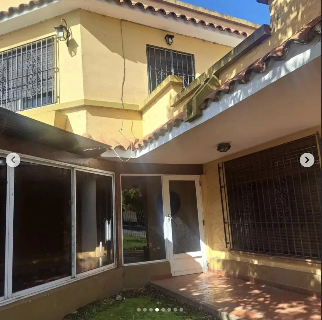 Casa en alquiler - 3 dormitorios 3 baños - Berazategui 2