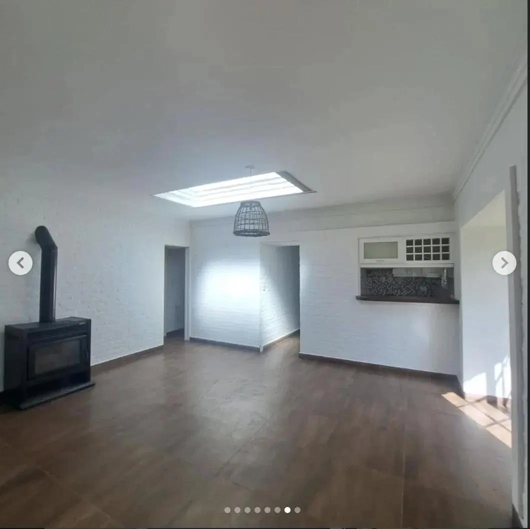 Casa en venta - 3 dormitorios 3 baños - Berazategui 5
