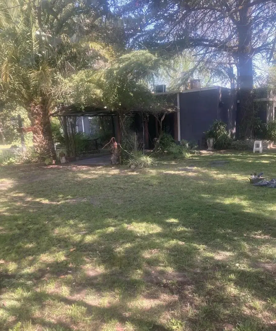 Casa en venta - 2 Dormitorios 1 Baño - La Plata 2