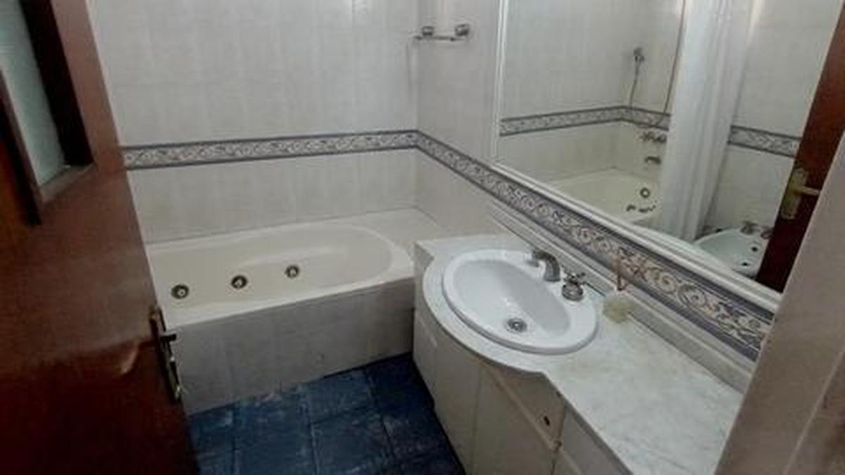 Departamento en venta - 3 Dormitorios 4 Baños - Recoleta