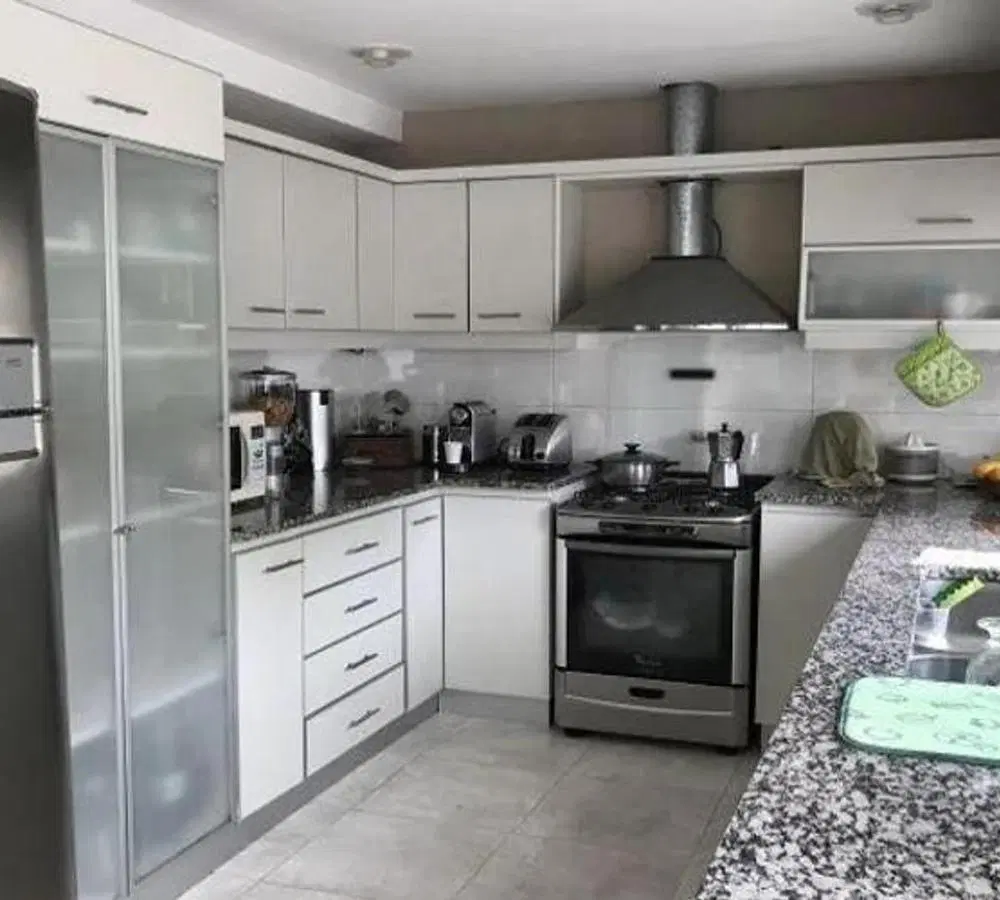 Casa en venta - 8 Dormitorios 5 Baños - Cochera - 1.160Mts2 - Villa Ballester 2
