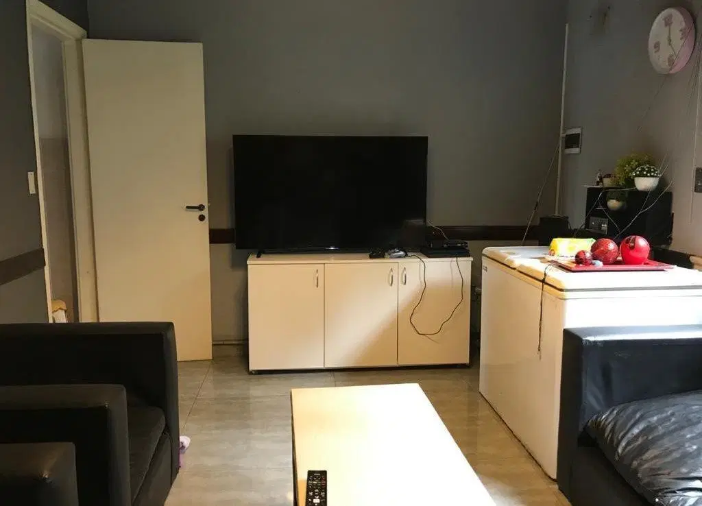 Casa en venta - 5 Dormitorios 3 Baños 1 Cochera - 225Mts2 - Merlo 3