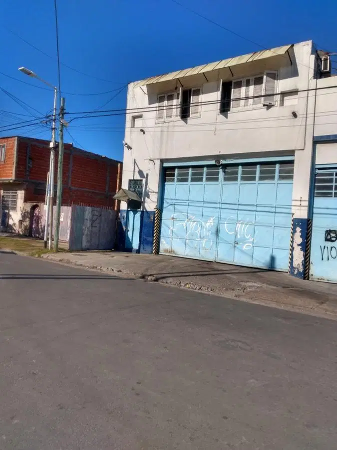 Depósito en venta - 558mts2 - Dock Sud 2