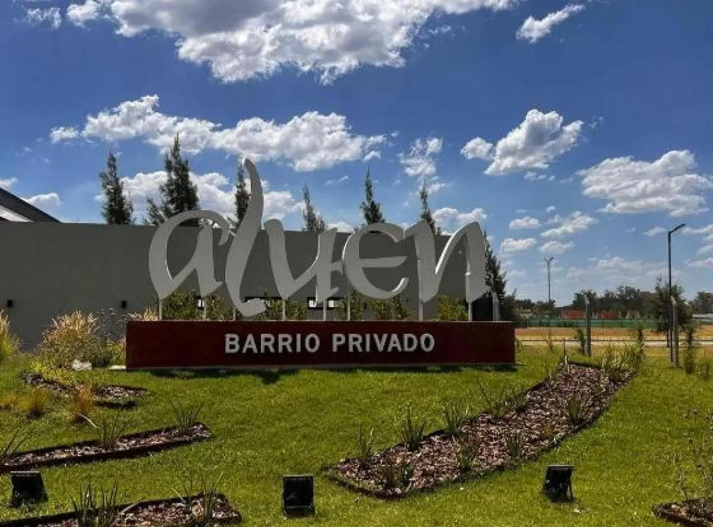 Terreno en venta - 900Mts2 - Aluen, Tristán Suarez, Ezeiza 1