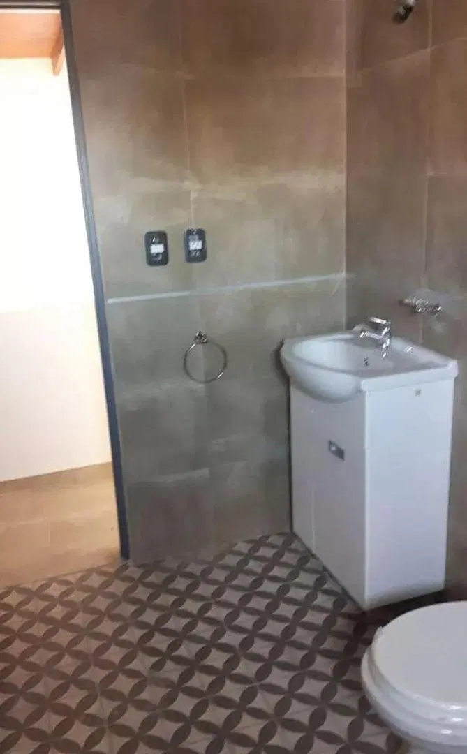 Dúplex en venta - 2 Dormitorios 2 Baños 1 Cochera - 70 mts2 - Tolosa 8