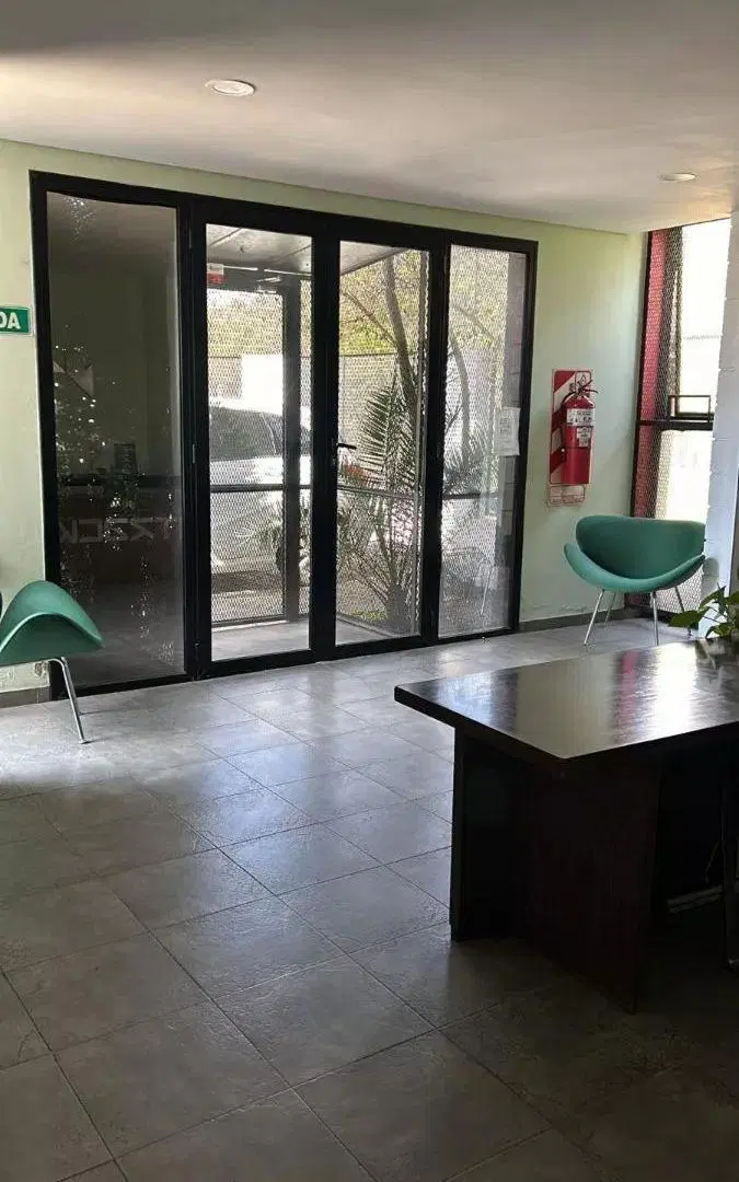 Depósito en venta - 7 Oficinas - Depósito - Baños - 1.147Mts2 - Moreno 5