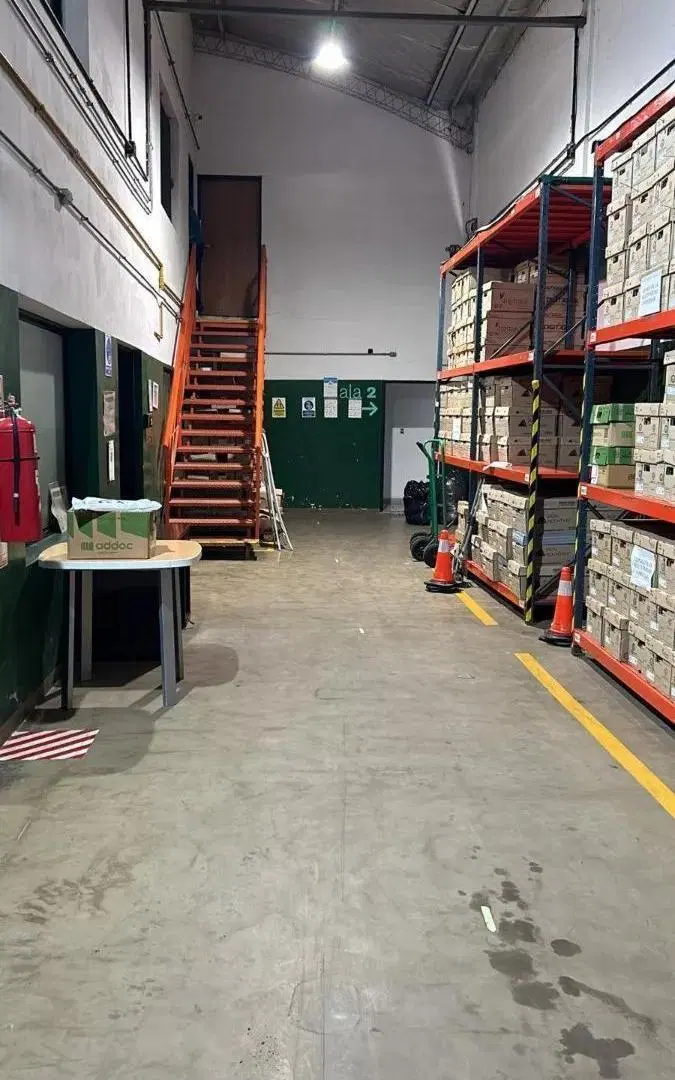 Depósito en venta - 7 Oficinas - Depósito - Baños - 1.147Mts2 - Moreno 2