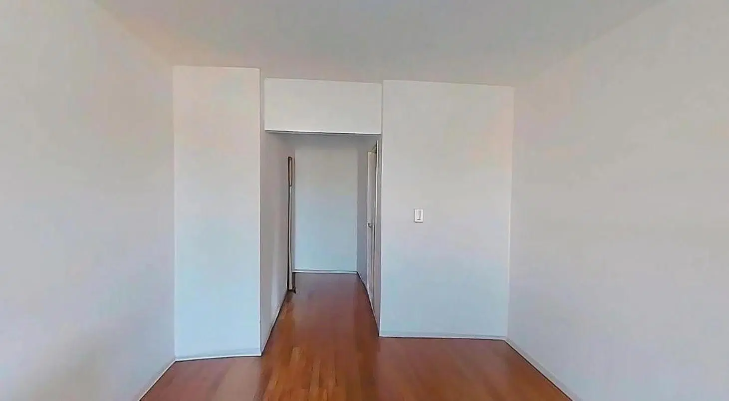 Departamento en venta - 3 Dormitorios 2 Baños - Parque Patricios 8