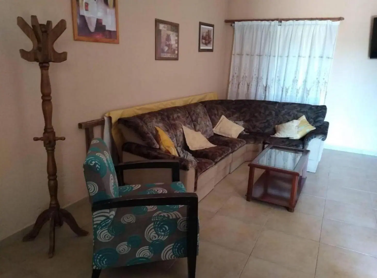 Casa en venta - 4 Dormitorios 3 Baños - Villa Carlos Paz 4