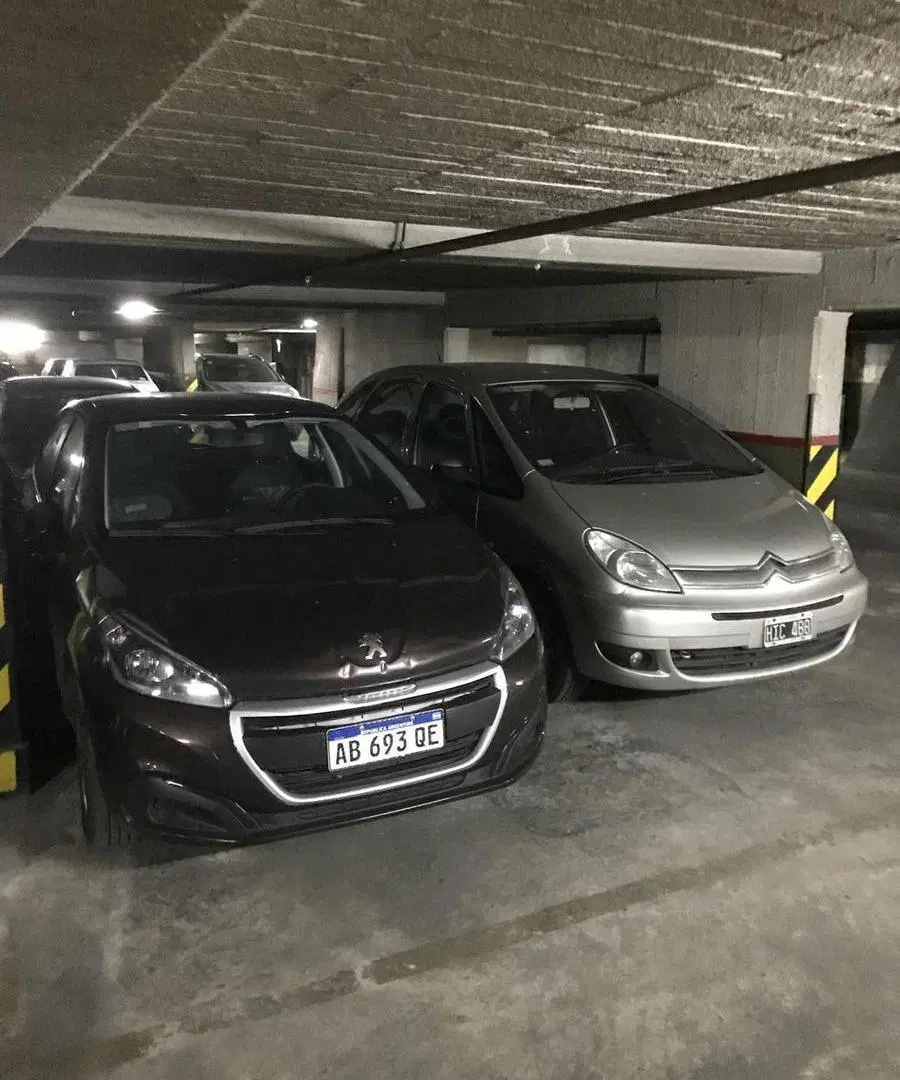 Cochera en venta - 22mts2 - Barrio Norte 5