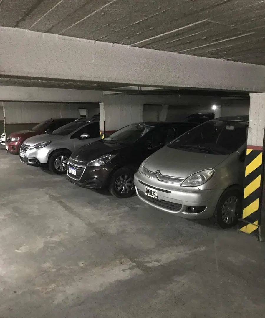 Cochera en venta - 22mts2 - Barrio Norte 1