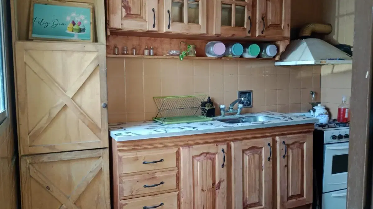 Casa en venta - 2 Dormitorios 1 Baño - 90mts2 - Llavallol 1