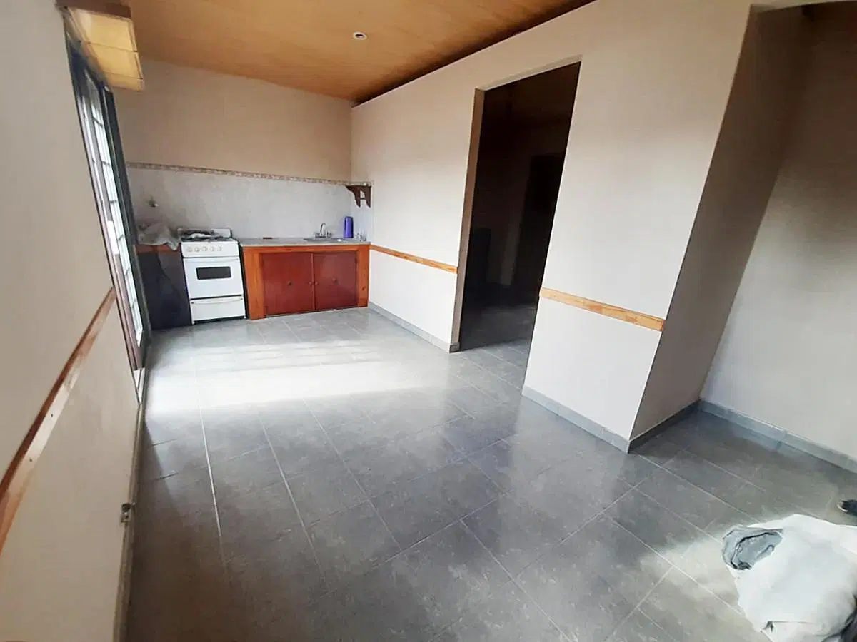 Departamento en venta - 2 dormitorios 2 baños - cochera - 62mts2 - Villa Elvira 3