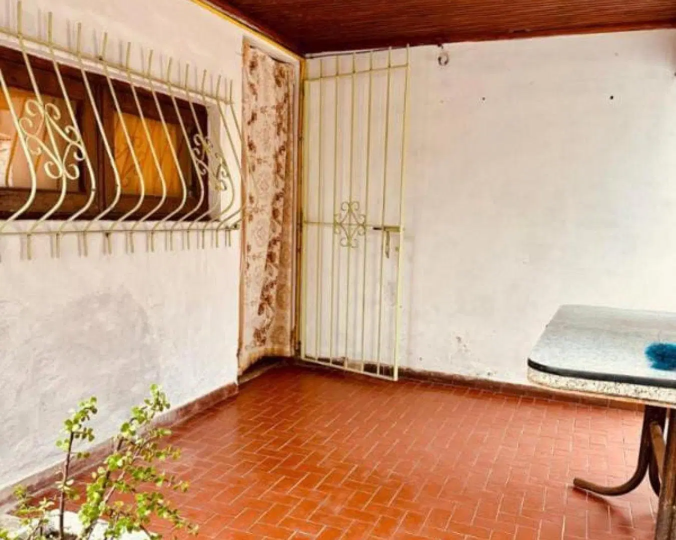 Casa en venta - 3 Dormitorios 2 Baños - Mar del Plata 4