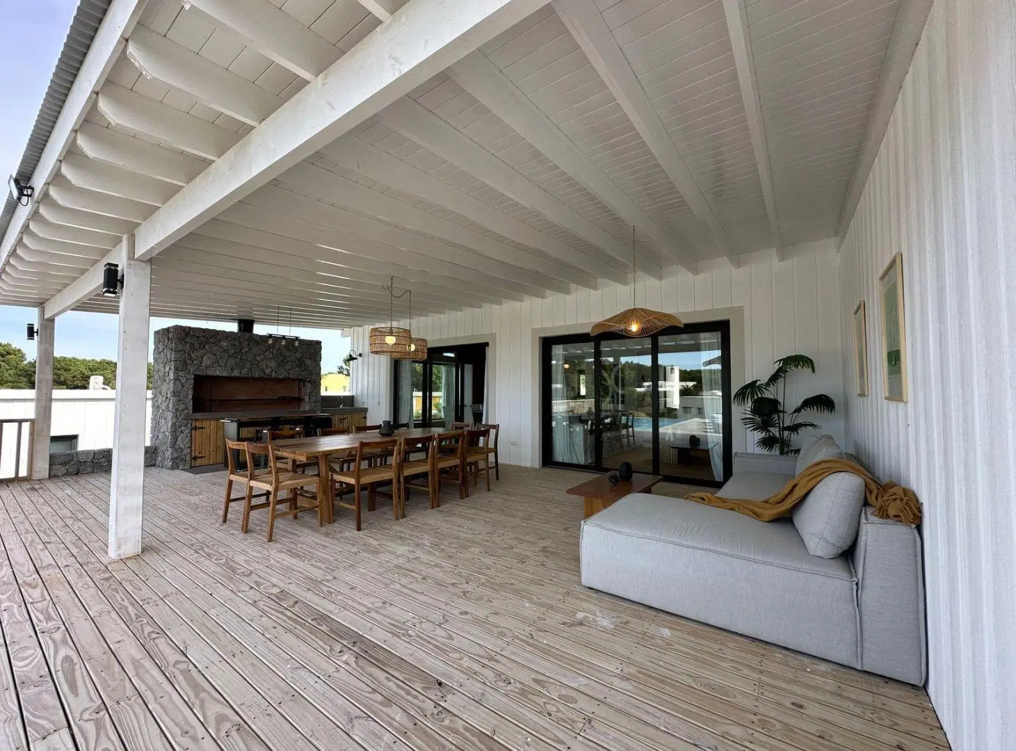 Casa en venta - 4 Dormitorios 2 Baños - 1.002Mts2 - Pinamar 2
