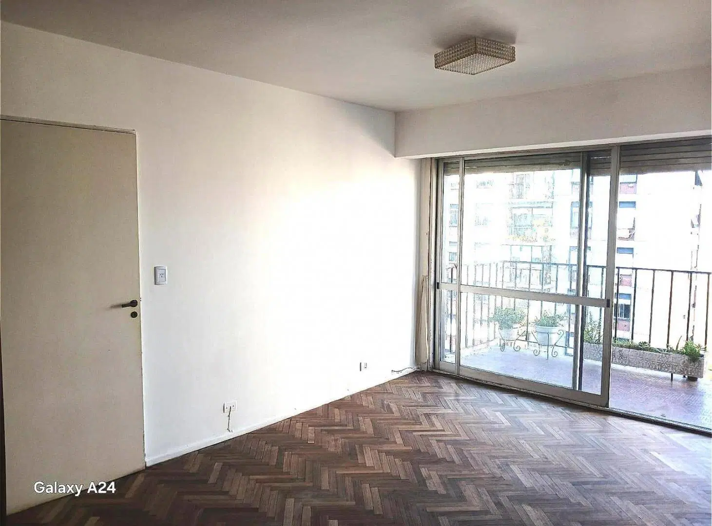 Departamento en venta - 3 Dormitorios 2 Baños - Boca 5
