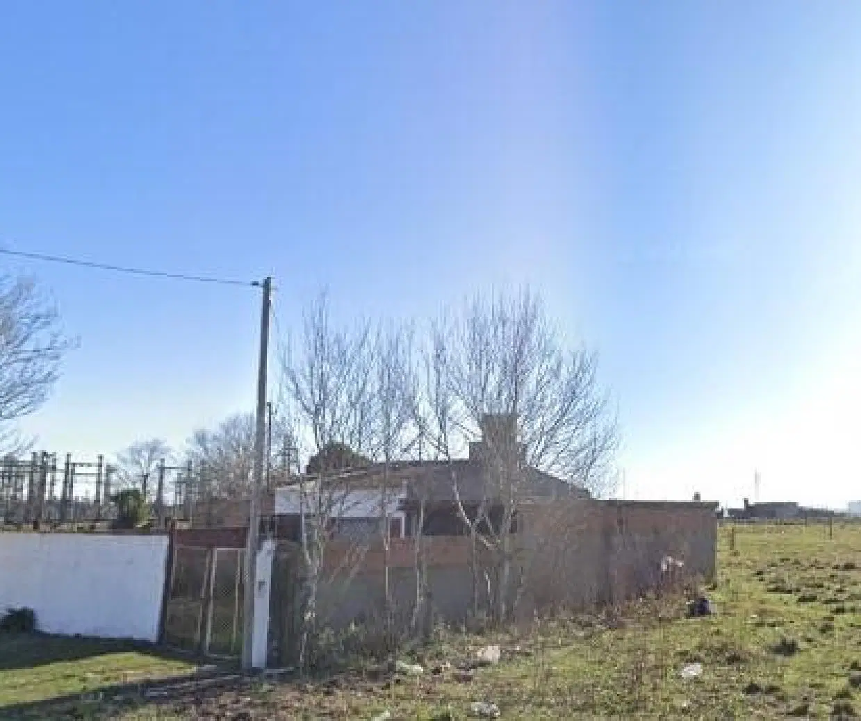 Casa en venta - 2 Dormitorios 1 Baño - 80mts2 - Miramar 3