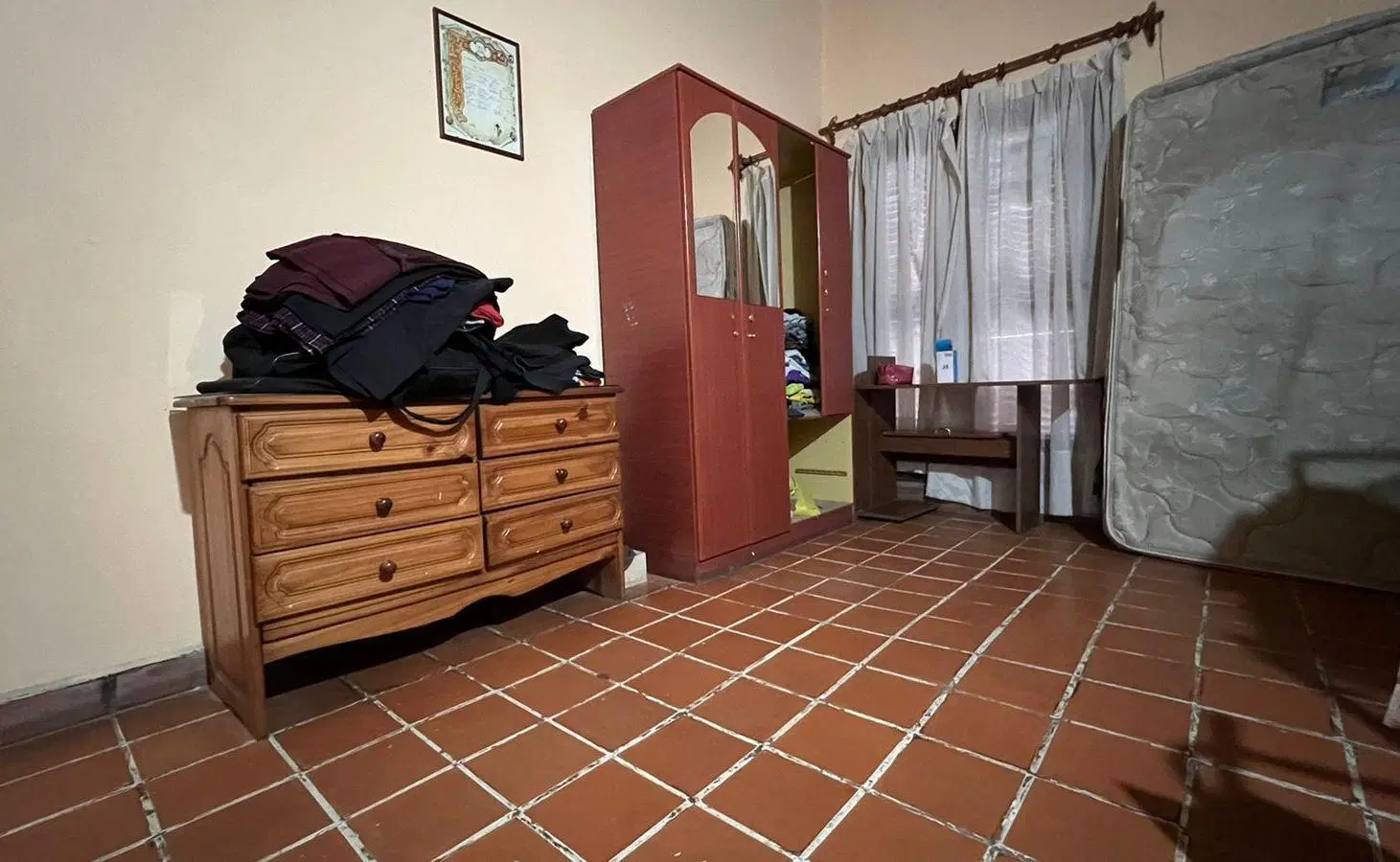 Casa en venta - 4 Dormitorios 2 Baños - 141mts2 - Mercedes 3