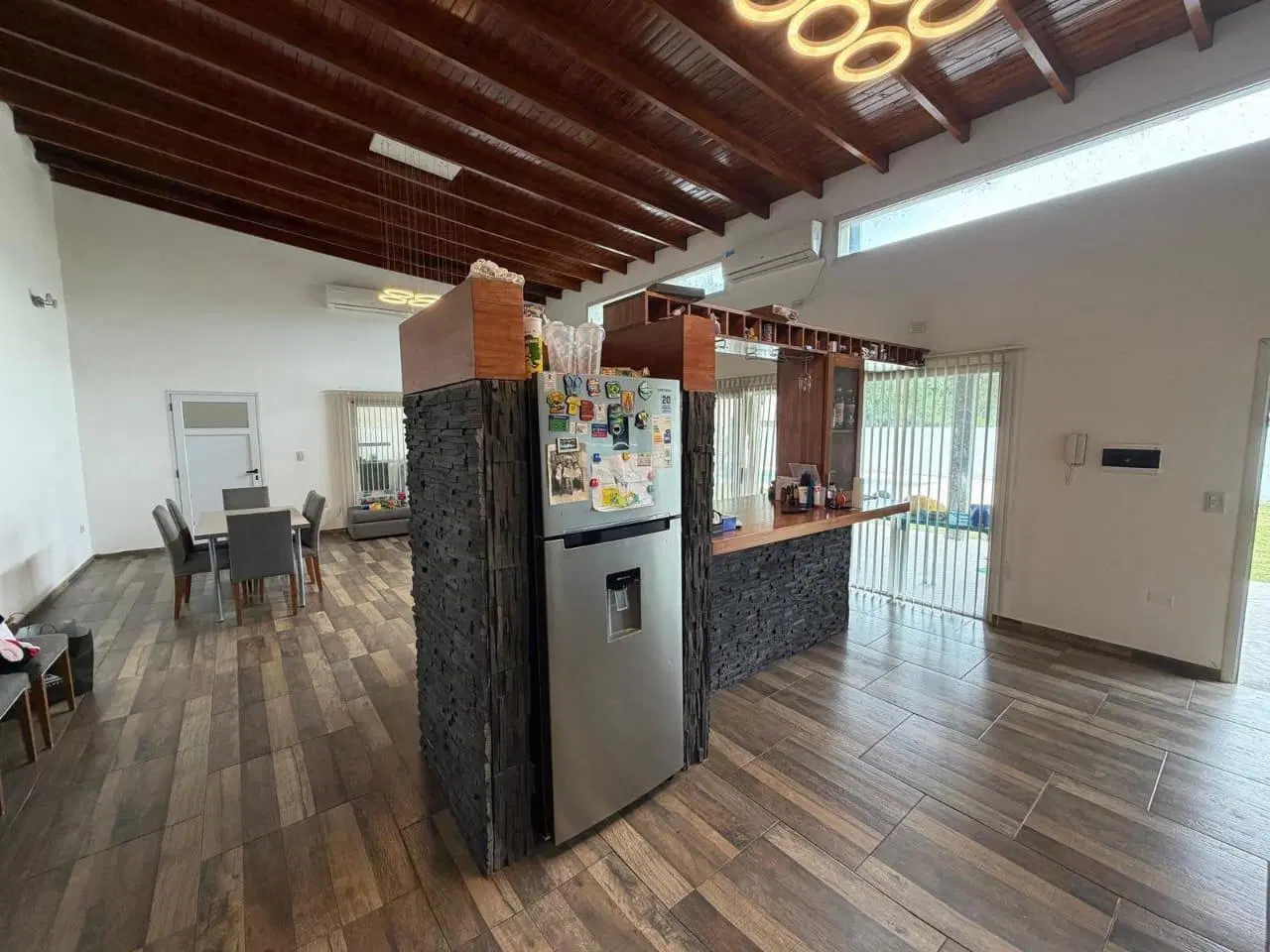 Casa en Venta - 2 Dormitorios 2 Baños - 1000mts - La Plata 4