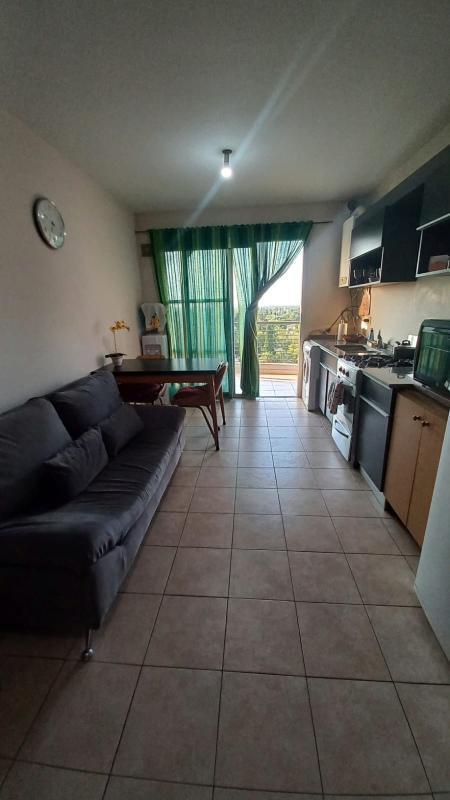 Departamento en venta - 2 Dormitorios 2 Baños - Cochera - 72Mts2 - Monte Grande