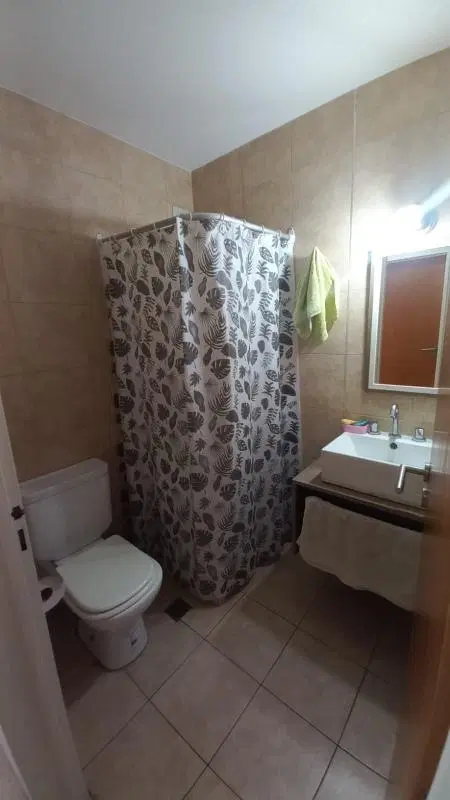 Departamento en venta - 2 Dormitorios 2 Baños - Cochera - 72Mts2 - Monte Grande 5