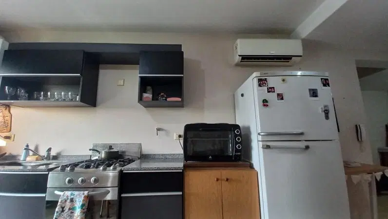 Departamento en venta - 2 Dormitorios 2 Baños - Cochera - 72Mts2 - Monte Grande 2