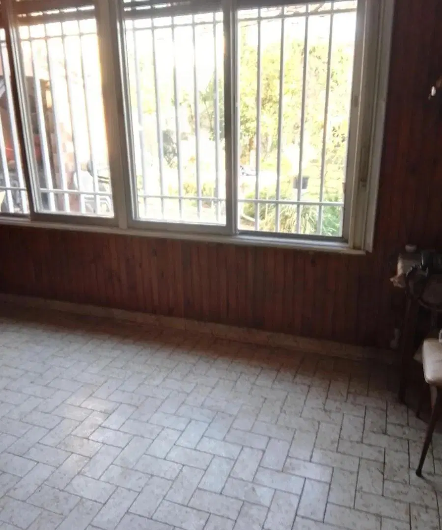 Casa en venta - 4 Dormitorios 2 Baños - Villa Lugano 3