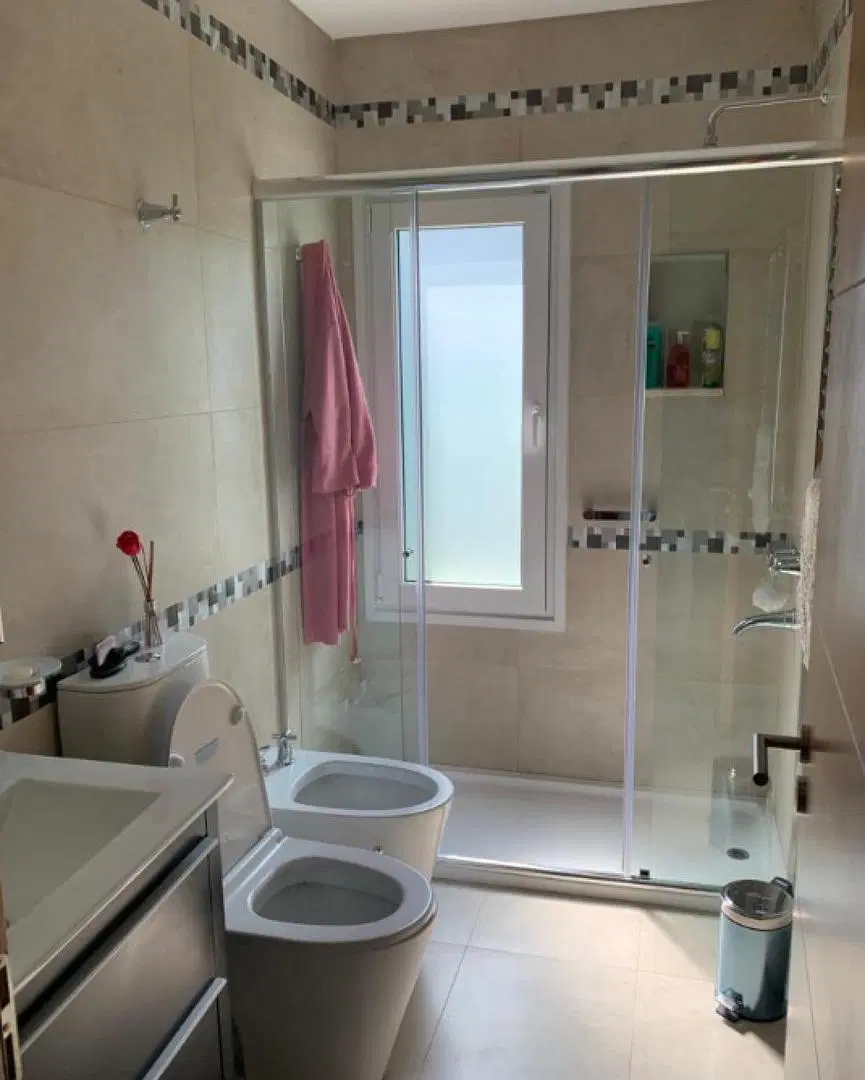 Casa en venta - 3 Dormitorios 3 Baños - Miralagos 3