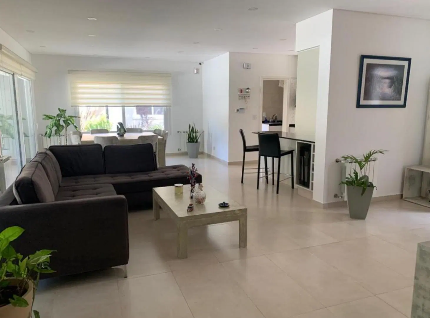 Casa en venta - 3 Dormitorios 3 Baños - Miralagos 2