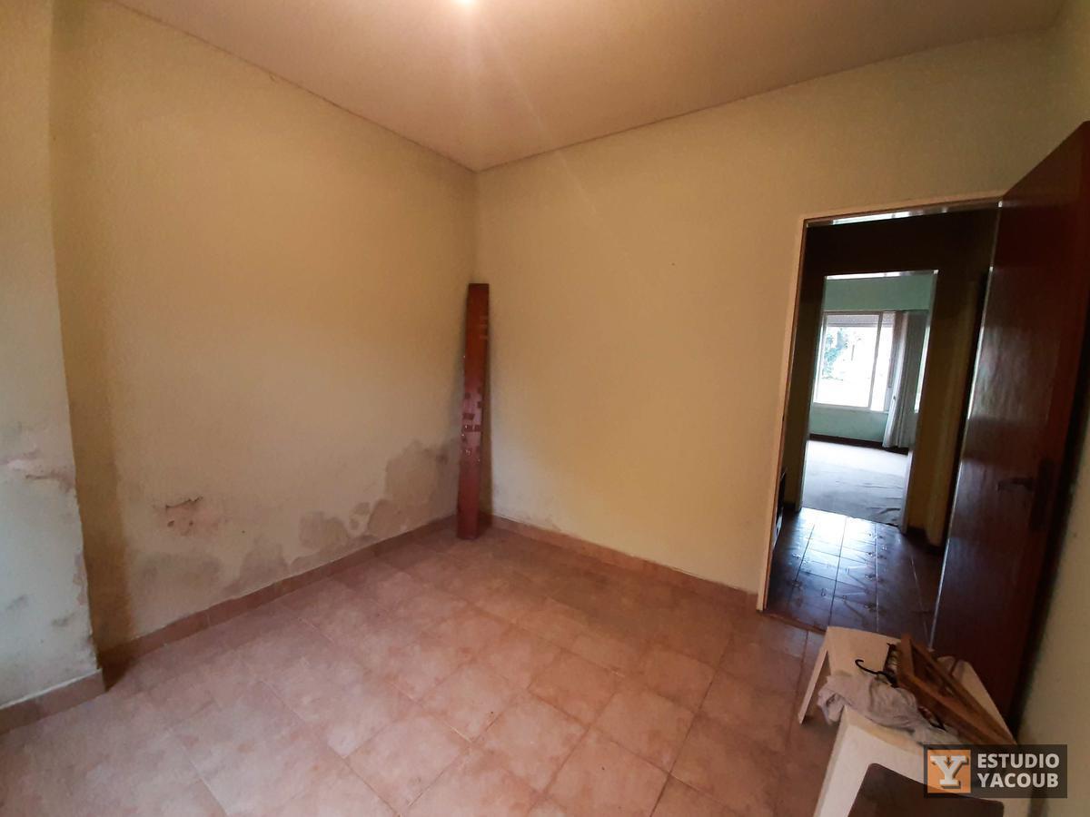 Foto de Casa en venta - 2 dormitorios 2 baños - Cochera - 144mts2 - Manuel B, imagen 3