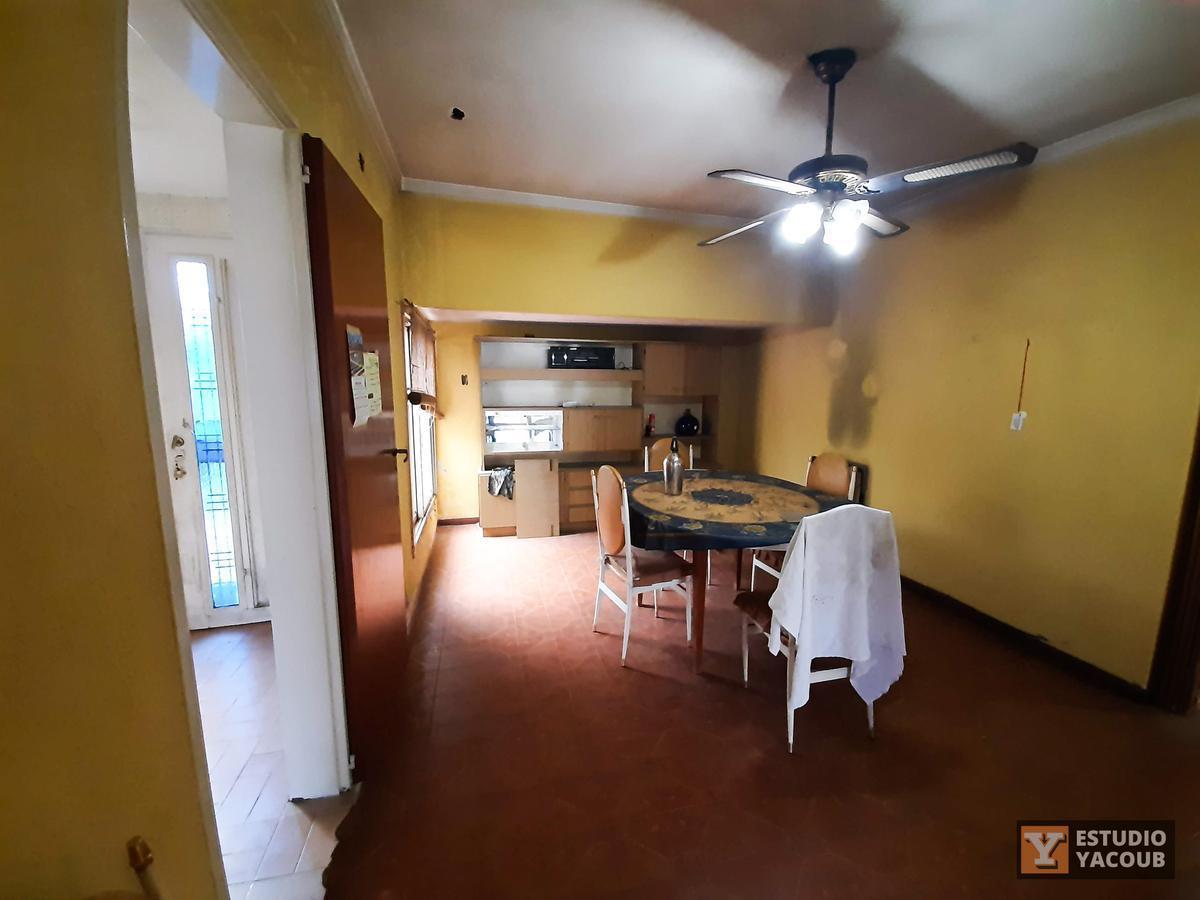Foto de Casa en venta - 2 dormitorios 2 baños - Cochera - 144mts2 - Manuel B, imagen 1