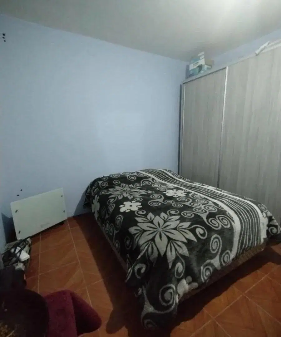 Casa en venta - 3 Dormitorios 1 Baño - Cochera - 400Mts2 - Claypole 2