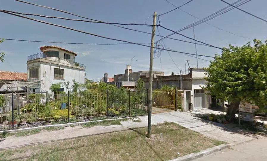 Casa en venta - 2 Dormitorios 1 Baño - 1.100Mts2 - Temperley, Lomas de Zamora 2