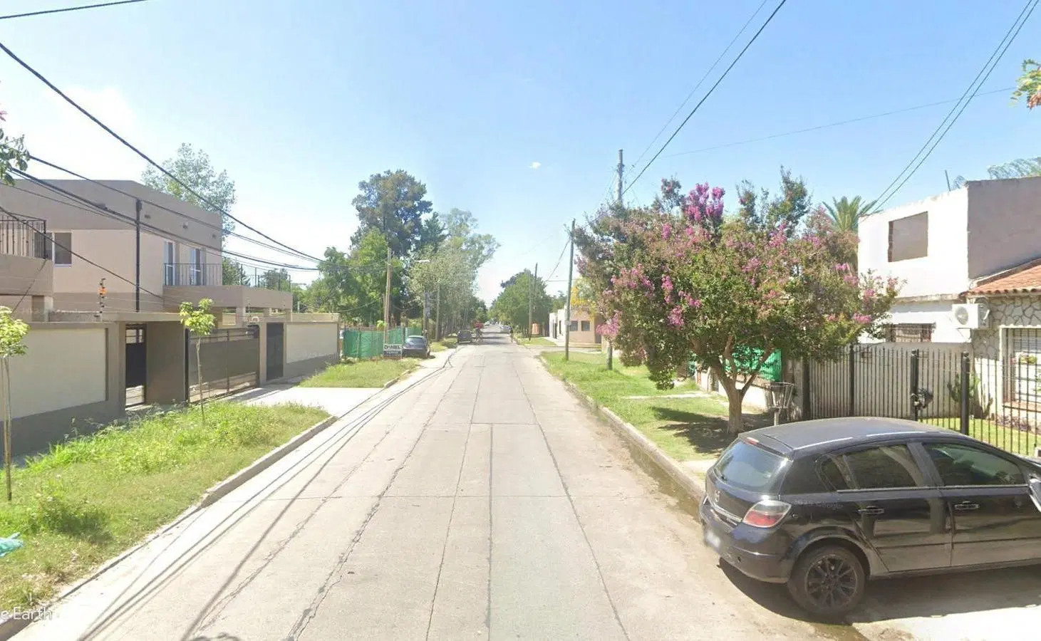 Casa en Venta - 4 Dormitorios 2 Baños - 400mts2 - Ituzaingo 4