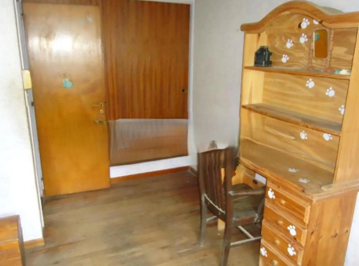 Casa en Venta - 4 Dormitorios 2 Baños - 400mts2 - Ituzaingo 5