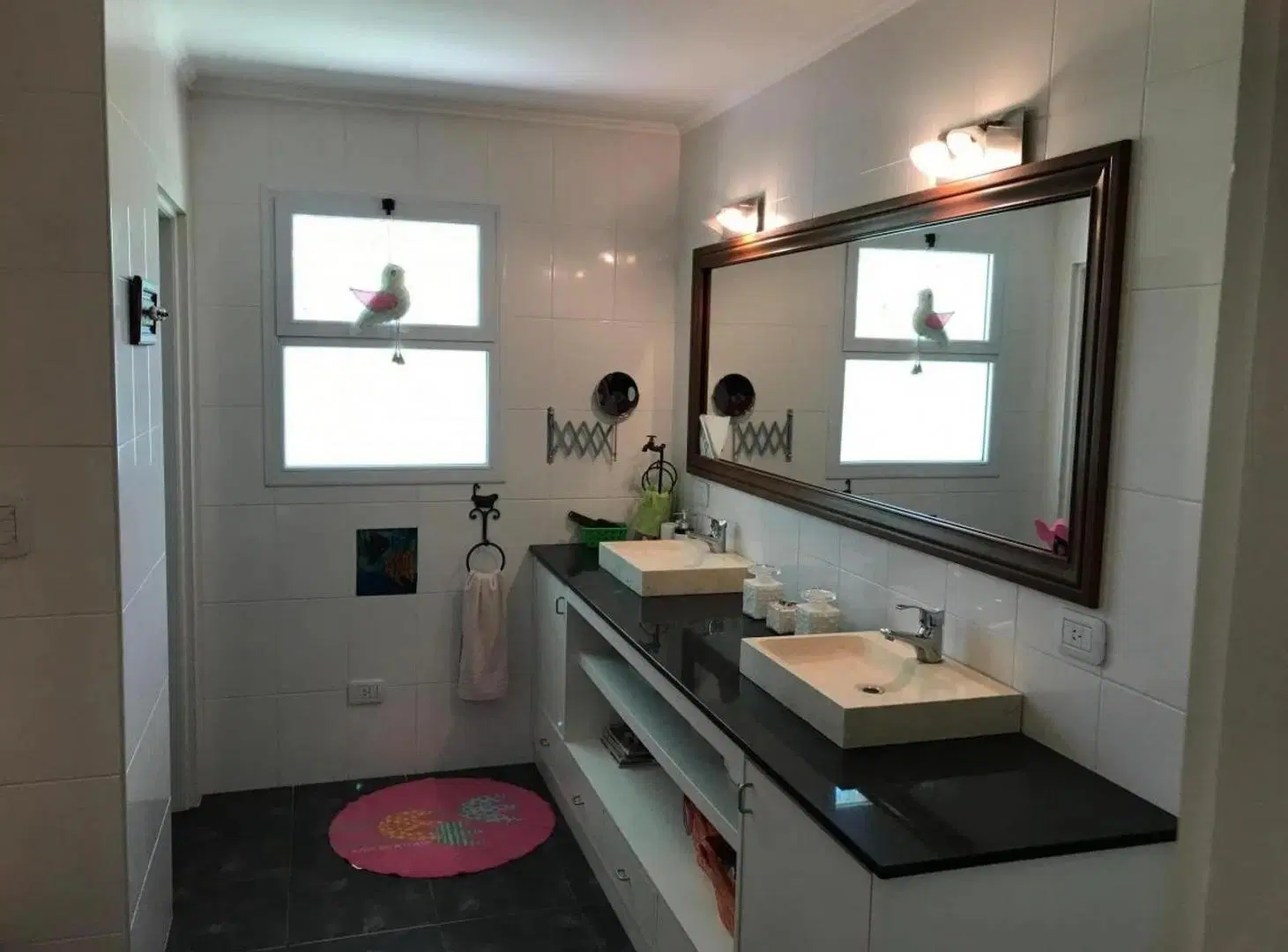Casa en venta - 3 Dormitorios 3 Baños - Cañuelas 5