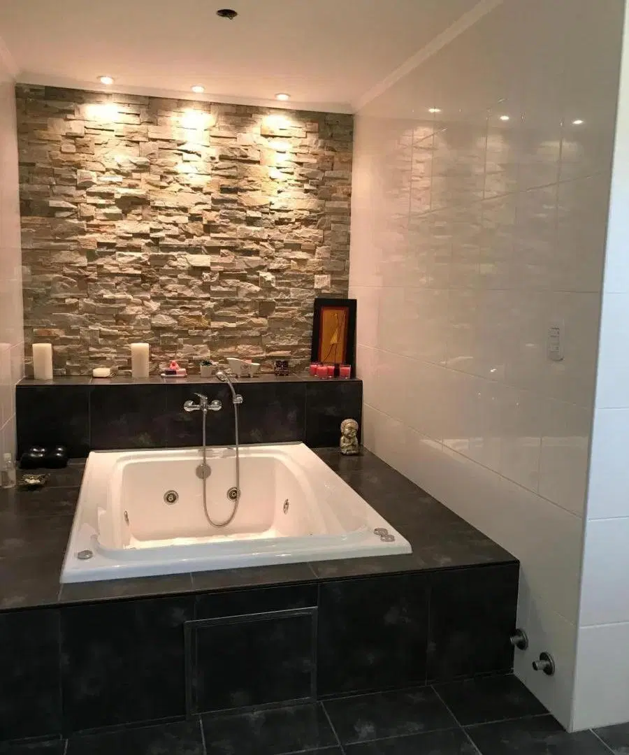 Casa en venta - 3 Dormitorios 3 Baños - Cañuelas 2