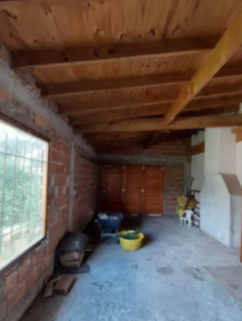 Casa en venta - 3 Dormitorios 2 Baños - 535Mts2 - Colinas Verdes 5
