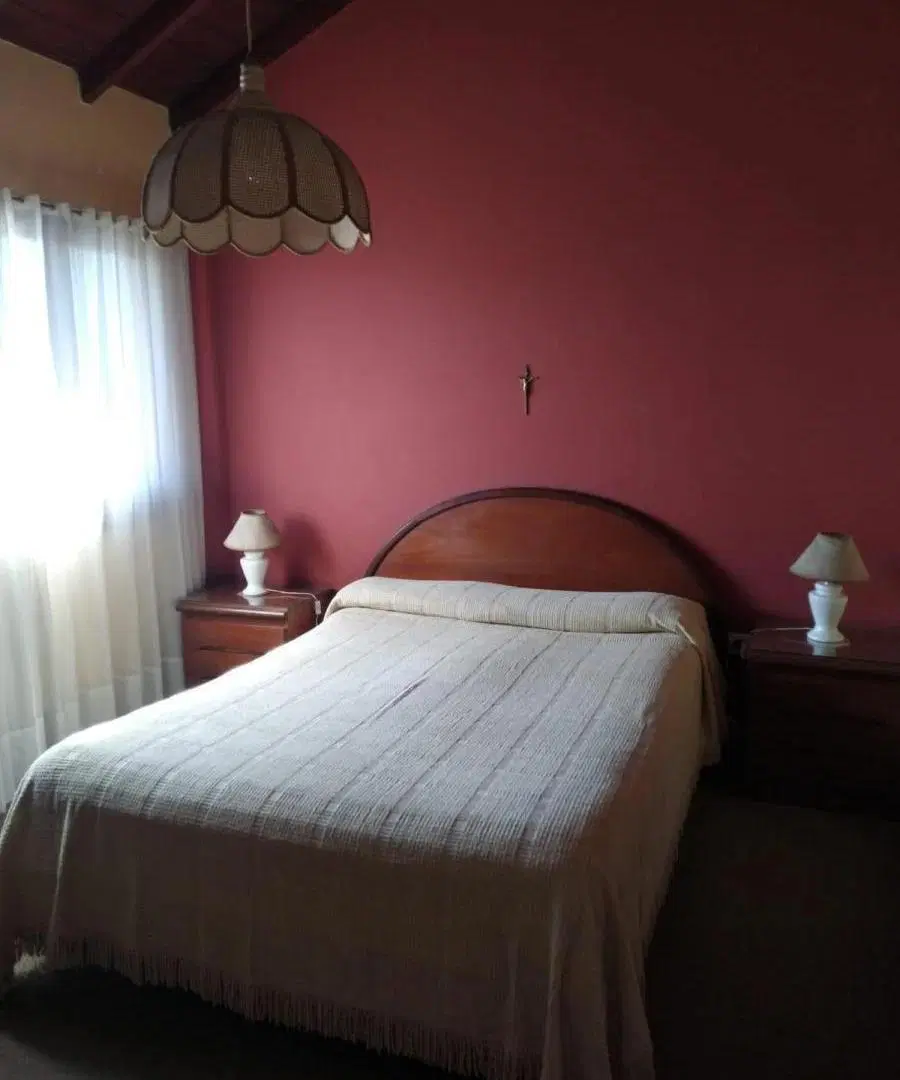 Casa en venta - 4 Dormitorios 3 Baños - Cochera - 250Mts2 - Balcarce 4