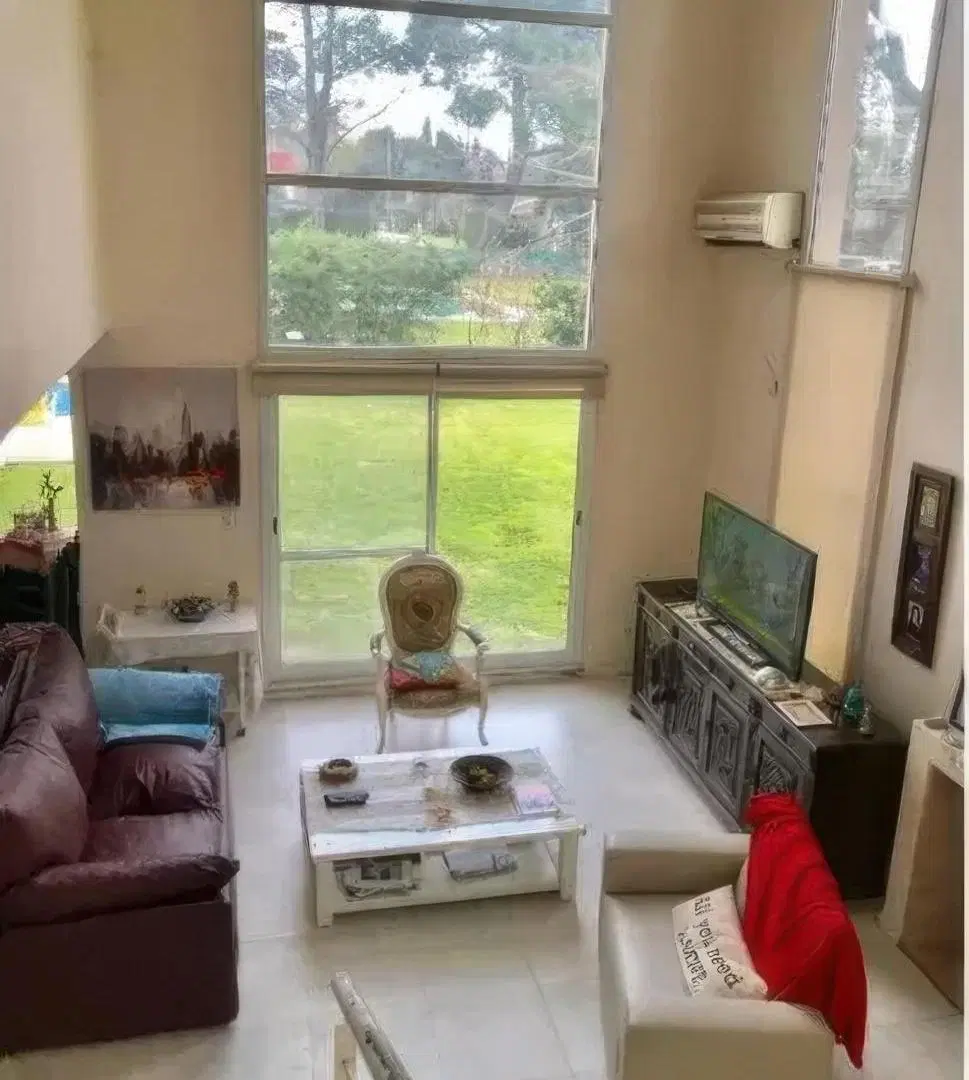 Casa en venta - 4 Dormitorios 4 Baños - Cochera - 760Mts2 - Loma Verde, Escobar 3