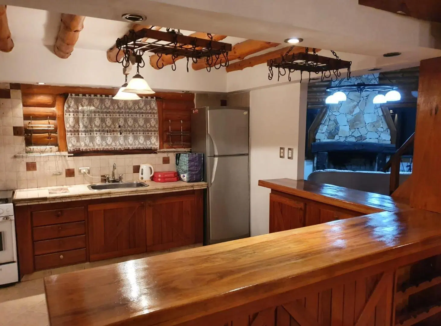 Casa en venta - 4 dormitorios 3 baños - 300mts2 - Haras del Sur I, La Plata 3