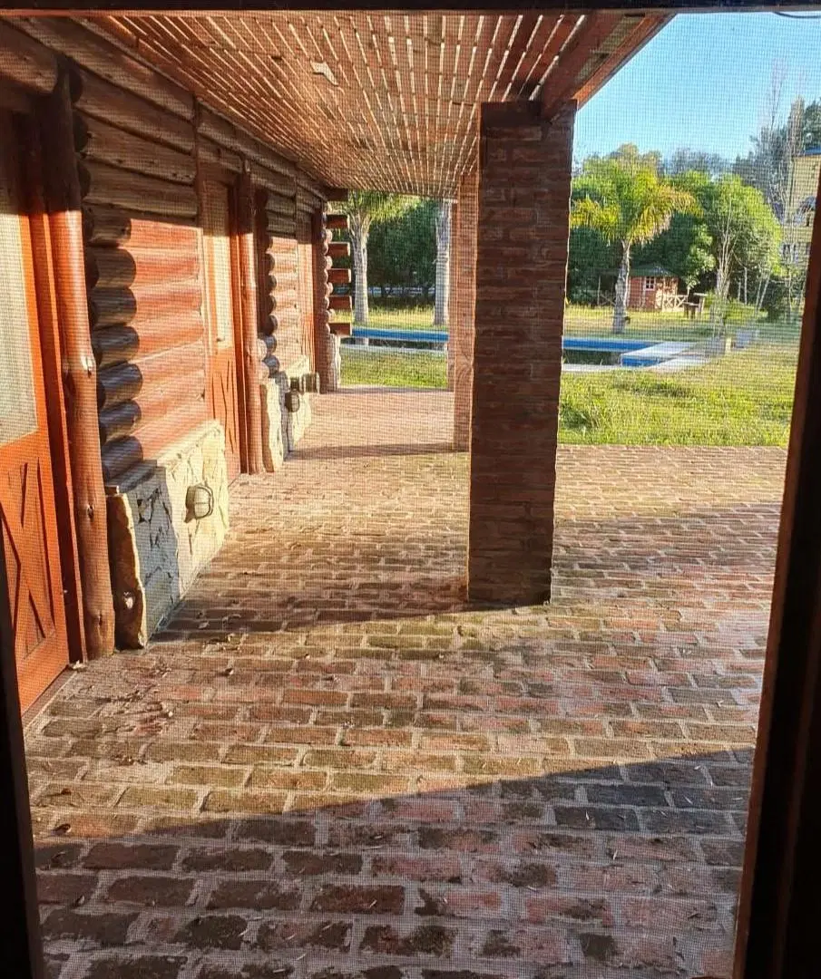 Casa en venta - 4 dormitorios 3 baños - 300mts2 - Haras del Sur I, La Plata 4