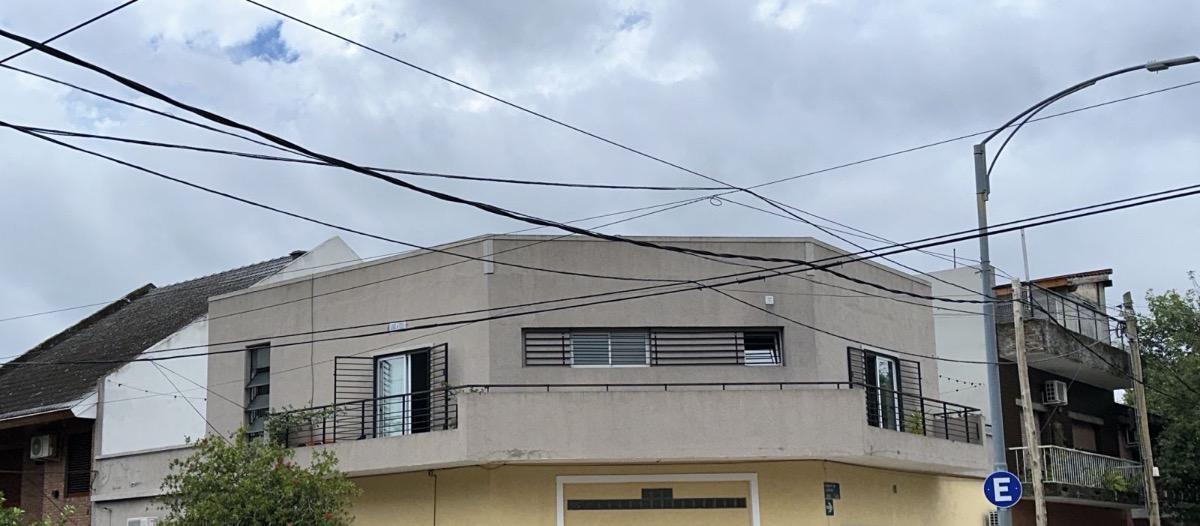 PH en venta - 3 Dormitorios 1 Baño - 170Mts2 - Mataderos