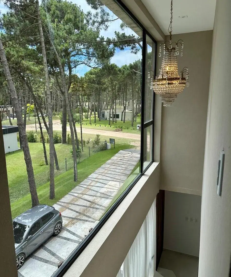 Casa en venta - 3 Dormitorios 3 Baños - Pinamar 1