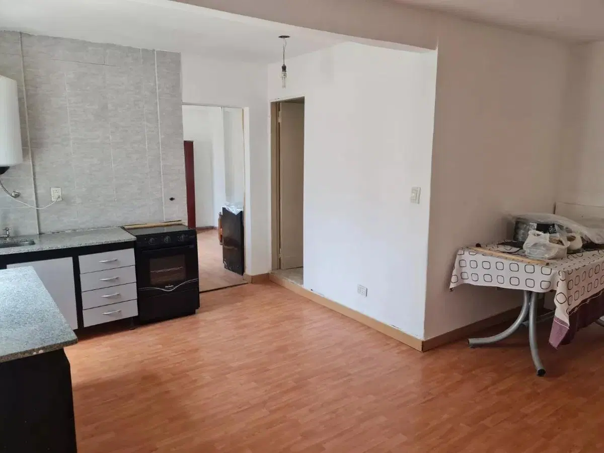 Departamento en venta - 2 Dormitorios 1 Baño - 42Mts2 - Tablada 5