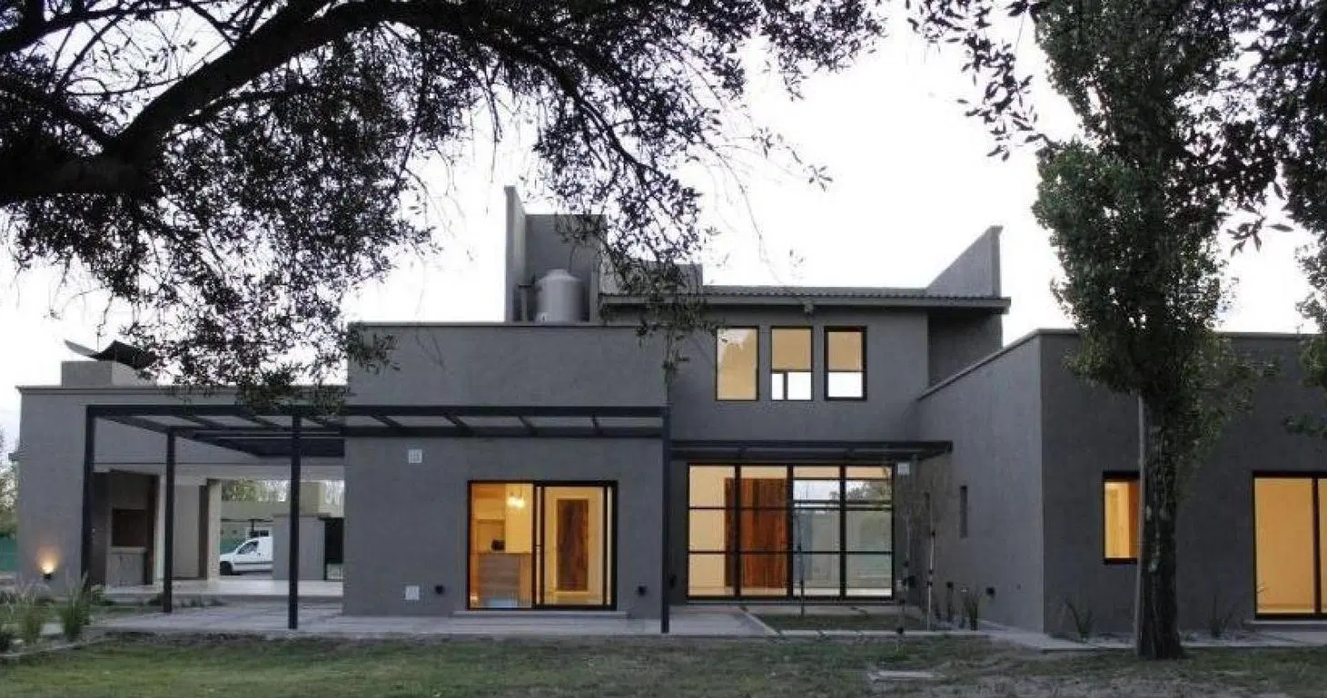 Casa en venta - 4 Dormitorios 3 Baños - 2.600Mts2 - San Rafael, Mendoza 5