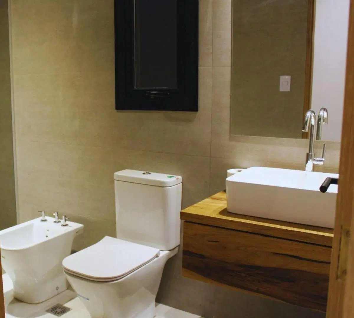 Casa en venta - 4 Dormitorios 3 Baños - 2.600Mts2 - San Rafael, Mendoza 8