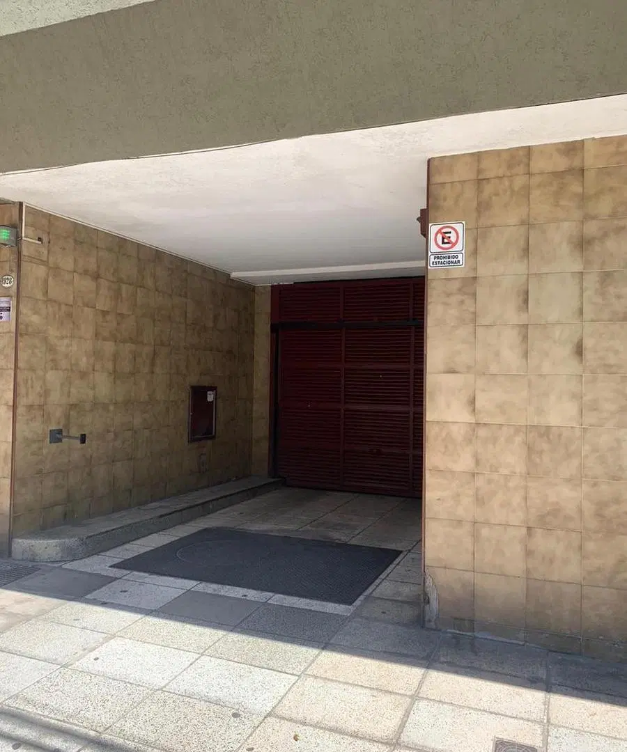 Cochera en venta - 18Mts2 - Recoleta 1